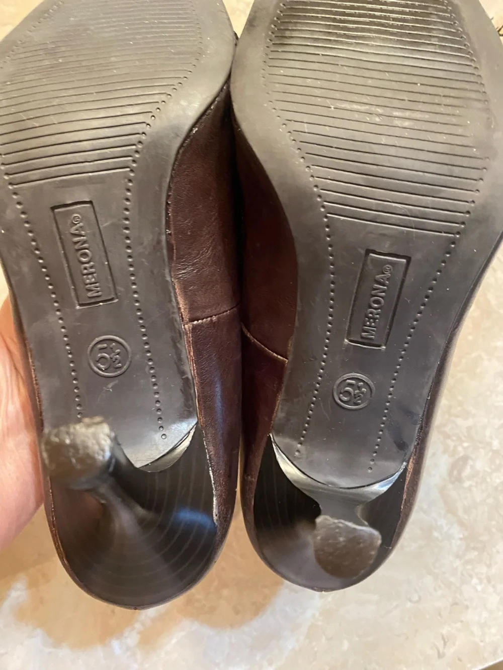 Merona Brown Pointed-Toe Bow Heels